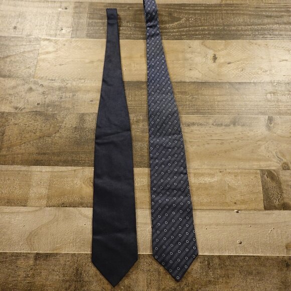 Giorgio Armani Cravatte Silk Tie Bundle Made‎ in Italy Navy & Patterned Set of 2